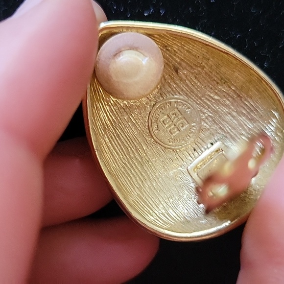 Givenchy Paris New York earrings - Picture 4 of 5